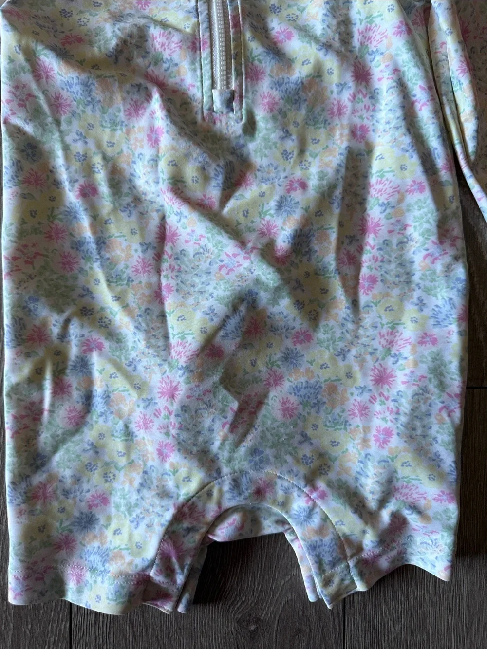 GAP Floral Long-Sleeve One-Piece swimsuit with Matching Sun Hat